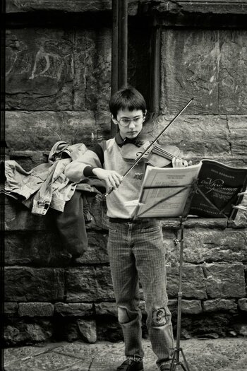 comp_Florenz Straßenmusik_608sw.jpg comp_Florenz Straßenmusik_608sw.jpg