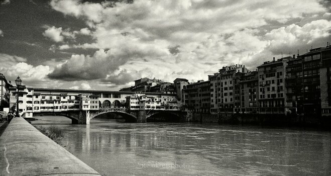 comp_Florenz Ponte Vecchio sw.jpg