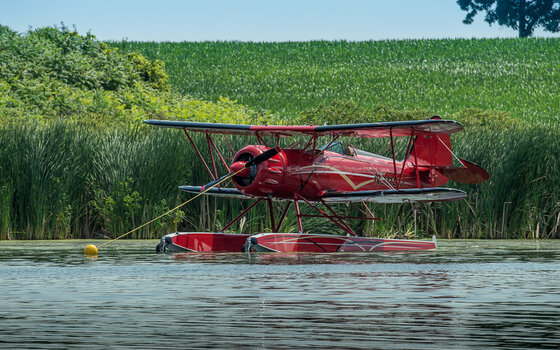 WACO BiPlane with floats (1 von 1).jpg WACO BiPlane with floats (1 von 1).jpg