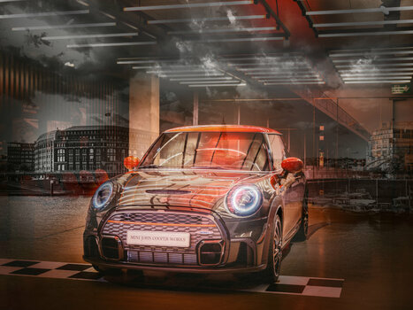 Beispiel für Doppelbelichtung mit Mini Cooper und Stadtkulissen Beispiel für Doppelbelichtung mit Mini Cooper und Stadtkulissen