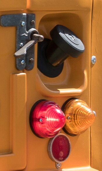 ar-340-02.jpg