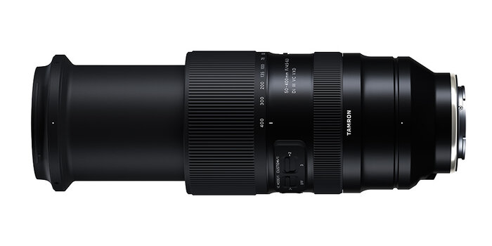 Tamron 50-400mm F/4.5-6.3 Di III VC VXD ausgezogen, Seitenansicht Tamron 50-400mm F/4.5-6.3 Di III VC VXD ausgezogen, Seitenansicht