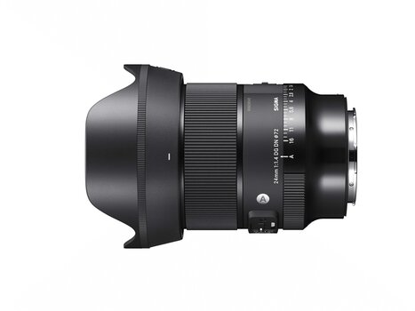 SIGMA 24mm F1.4 DG DN ART seitlich liegend