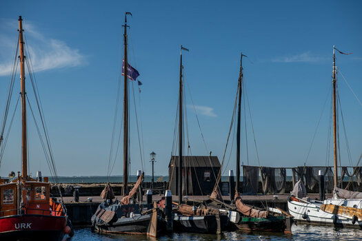 HKM_7870 Plattbodenschiffe Urk.jpg