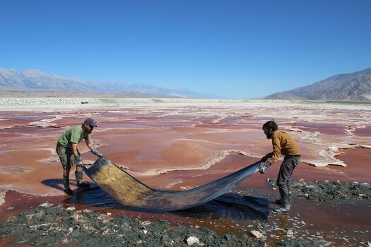 Optics Division of the Metabolie Studio (Lauren Bon, Tristan Duke und Richard Nielsen) Lake Bed Developing Process, 2013 © Optics Division of the Metabolie Studio