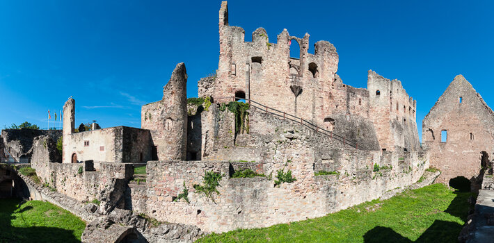 _7022573-Pano.jpg