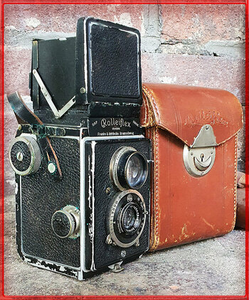 Rolleiflex 1931.jpg Rolleiflex 1931.jpg