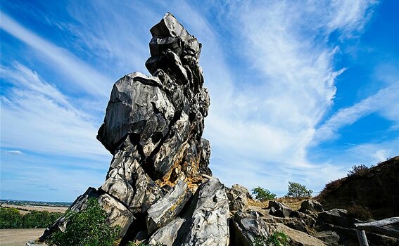 VG_850_3356_on1-landscape-1.jpg