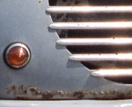 ar-379-01.jpg