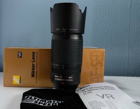 AF-S VR Zoom-Nikkor 70-300 4.5-5.6 G IF-ED 1.jpg