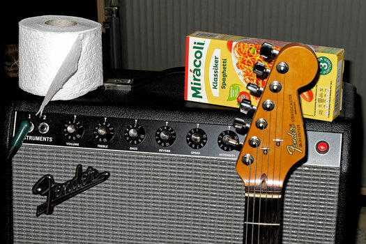 Corona_lockdown-suvival-kit.jpg