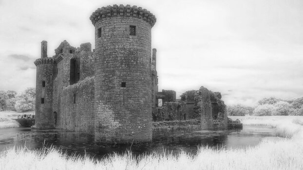Caerlaverock-Castle_NF.jpg