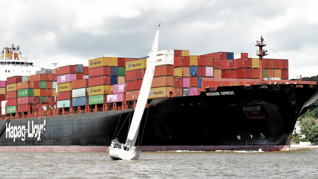Elbe_sailing.jpg