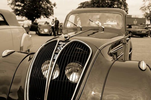 Peugeot-402-B-légère.jpg