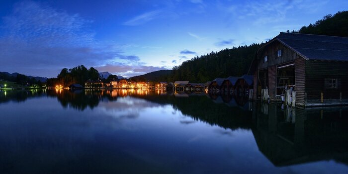 Blaue Stunde am Hintersee in Berchtesgaden