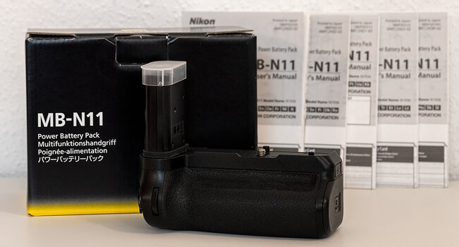 Nikon MB-N11 für Nikon Z6II/Z7II