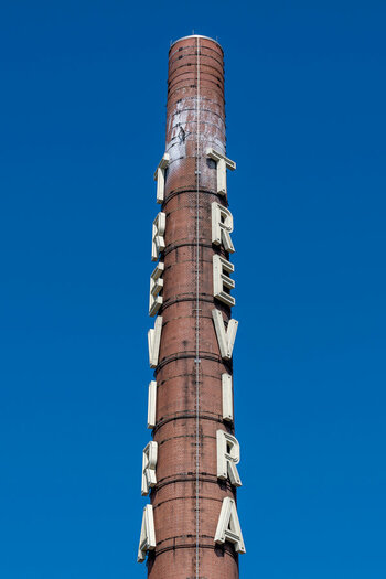 Fabrikschornstein-7902.jpg