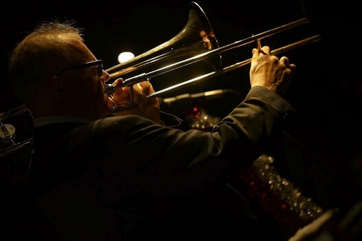 Jazzkeller_Frankfurt_2019_Forum.jpg Jazzkeller_Frankfurt_2019_Forum.jpg