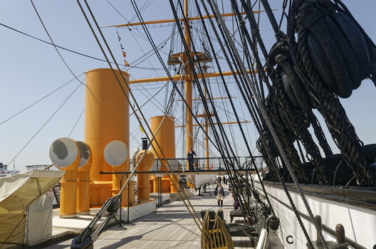 HMS Warrior_2.jpg