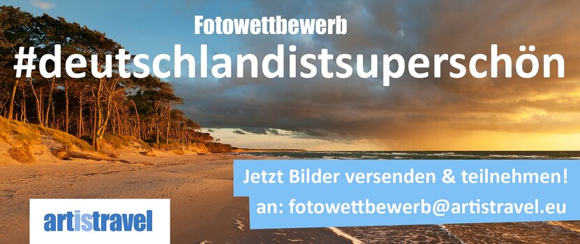 Strandlandschaft in goldenem Licht, darüber Grafikelemente zum Fotowettbewerb Deutschland ist superschön Strandlandschaft in goldenem Licht, darüber Grafikelemente zum Fotowettbewerb Deutschland ist superschön