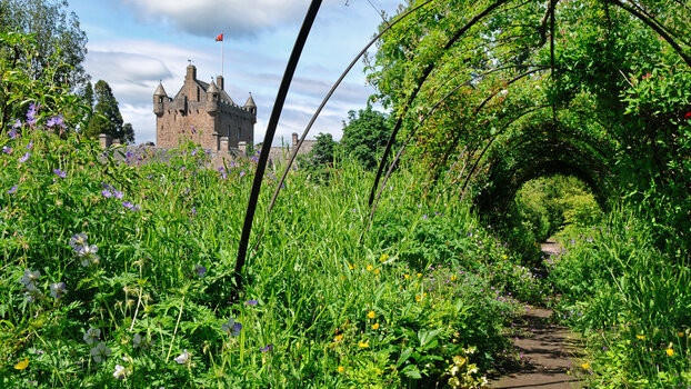 Cawdor-Castle-(6)_DxO-3.jpg