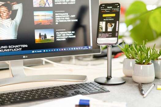 k_22983_Magnetic_Smartphone_Table_Stand_Mood (4).jpg