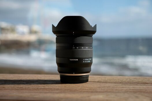 TAMRON 11-20mm F/2.8 Di III-A RXD stehend TAMRON 11-20mm F/2.8 Di III-A RXD stehend
