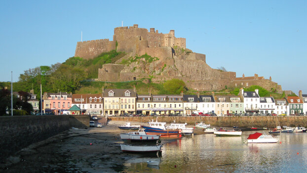 Mont-Orgueil-Castle-(24)_DxO.jpg