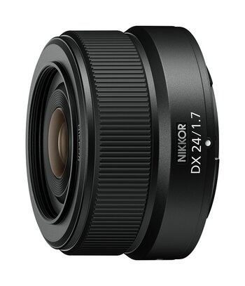 NIKKOR Z DX 24 mm f/1,7 Seitenansicht