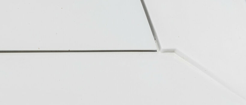 ar-421-03.jpg