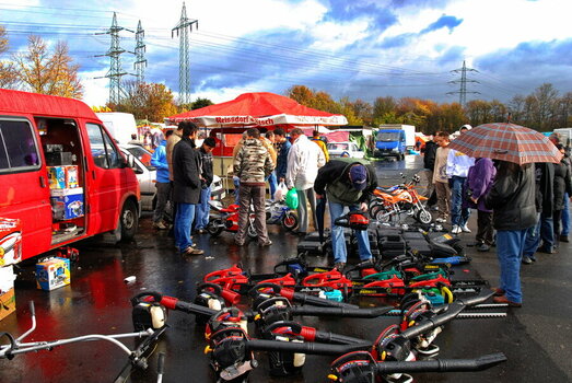 Flohmarkt-1280.JPG