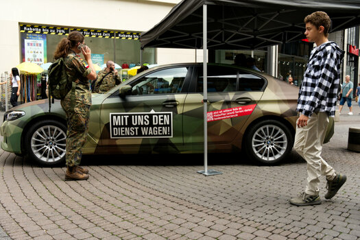 dienstwagen.jpg dienstwagen.jpg