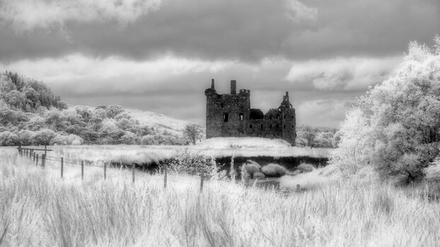 Kilchurn-Castle_IR_27.jpg