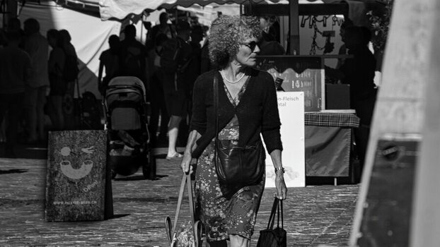 ROB_3898 Street Frau3.jpg