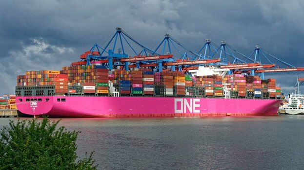 HH_Hafen_Altenwerder-One-Meishan.jpg
