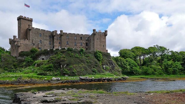 Dunvegan-Castle_Skye-(12)_DxO.jpg