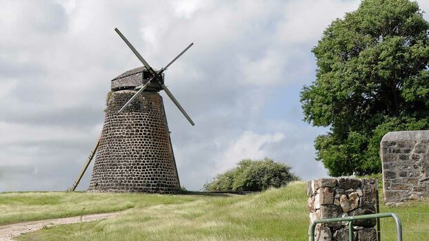 Antigua_sugar-mill-bettys-hope(3)_DxO.jpg