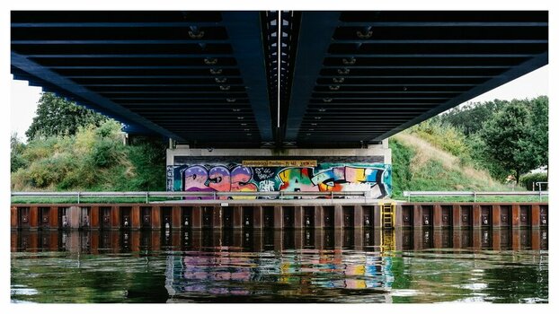 xAi unter der Brücke (1 von 1).jpg
