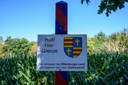 Grenzschild.jpg