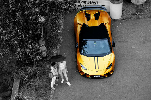 _ROB5033 Street BE Lambo n.jpg