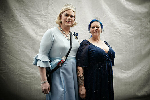 Two-Ladies1400.jpg