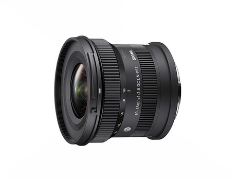 SIGMA 10-18mm F2.8 DC DN | Contemporary ohne Gegenlichtblende, schräg seitlich