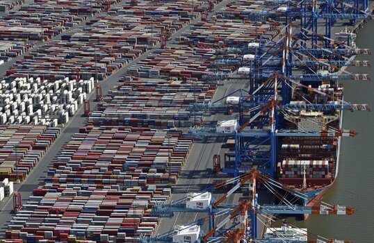 containerterminal.jpg