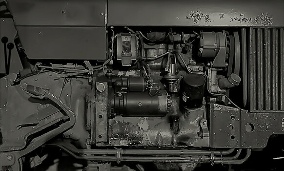 TreckerMotor sw.jpg