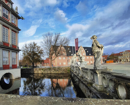 Schloss mit Zeughaus IMG_20231119_141727.jpg