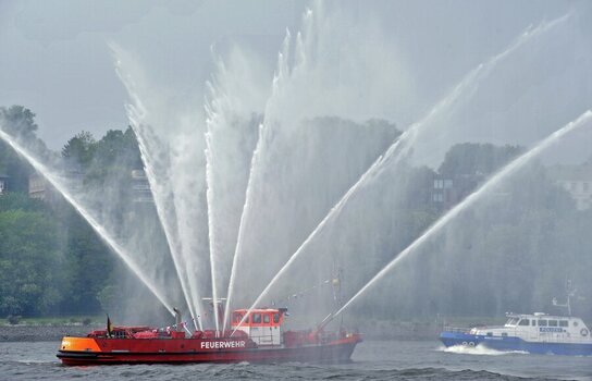 feuerwehrboot.jpg