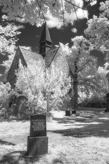 20230712-IR-Magnifriedhof_001 Kopie.jpg