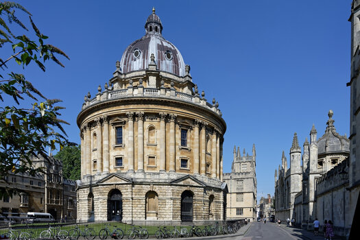 Oxford_Radcliffe-Square-(2)_DxO.jpg