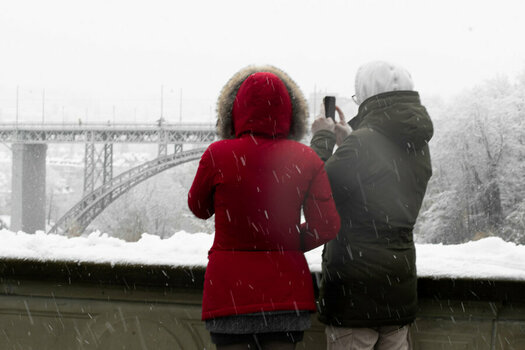 _ROB8523 Street Bern Schnee plafe.jpg