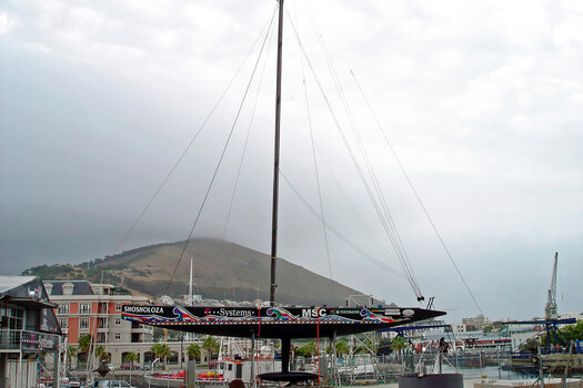 ZA.CapeTown.Waterfront(Shosholoza).jpg